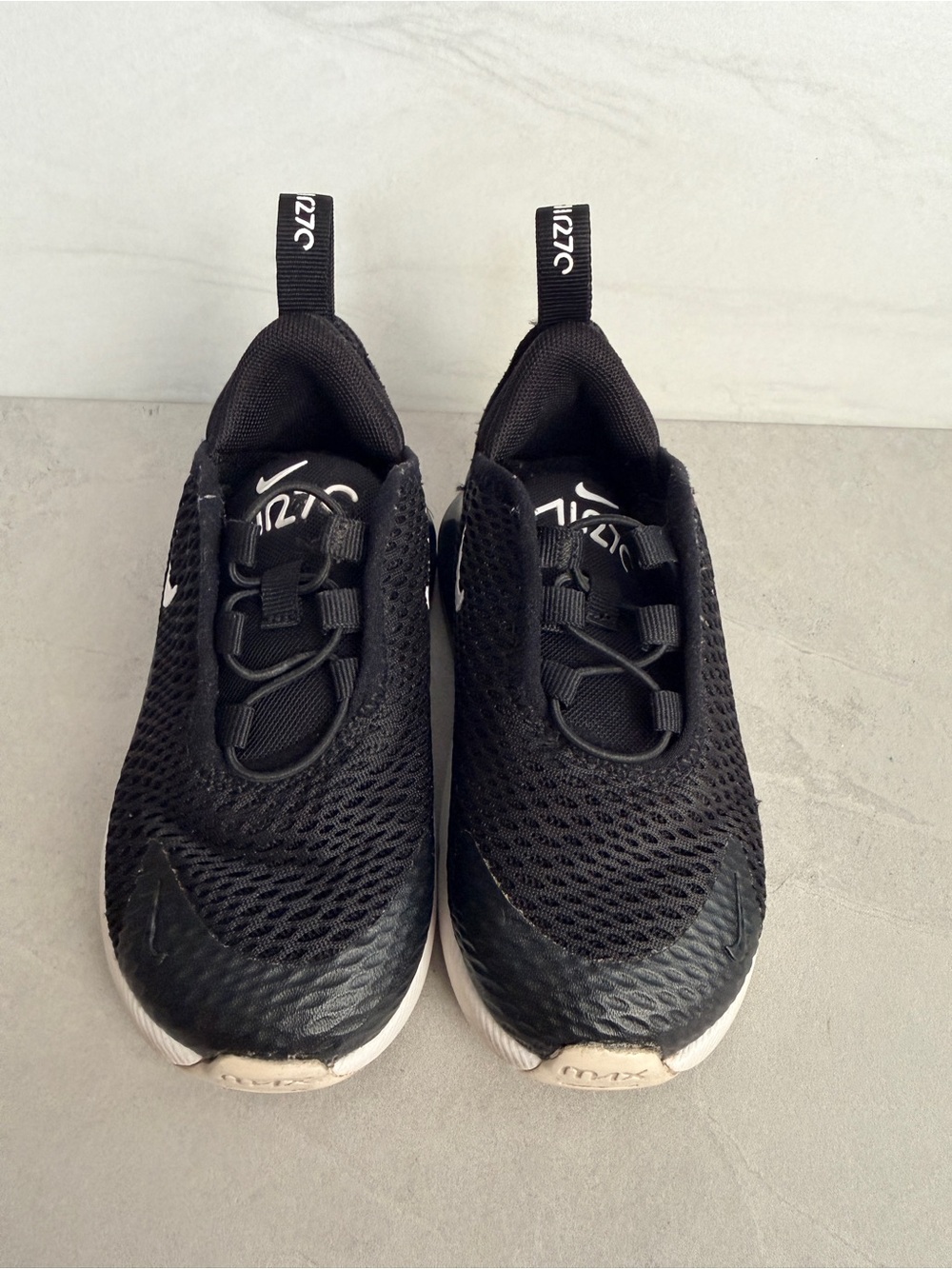 Nike Air Max 270 Kids Size 8C Black White Slip On Sneakers DD1646-002 Pre Owned